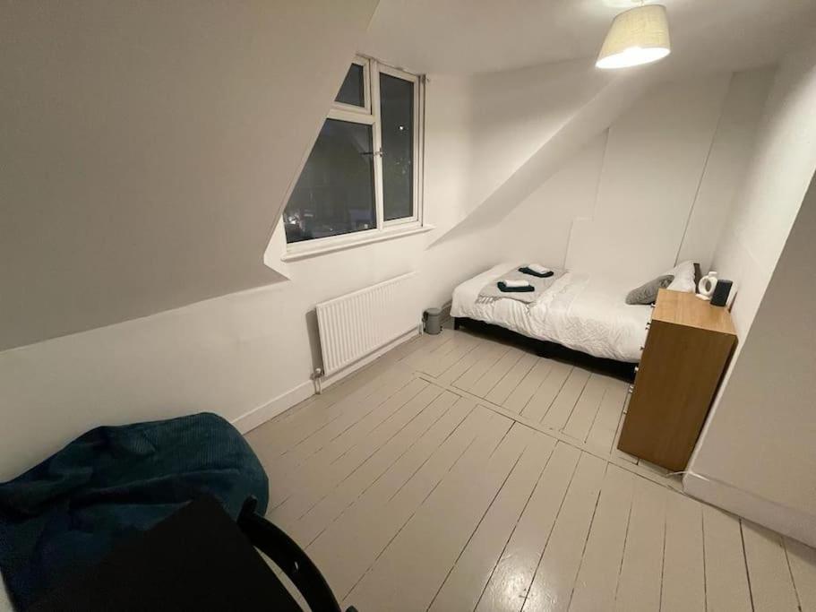 Comfy 2 Bedroom On Tower Bridge Londres Exterior foto