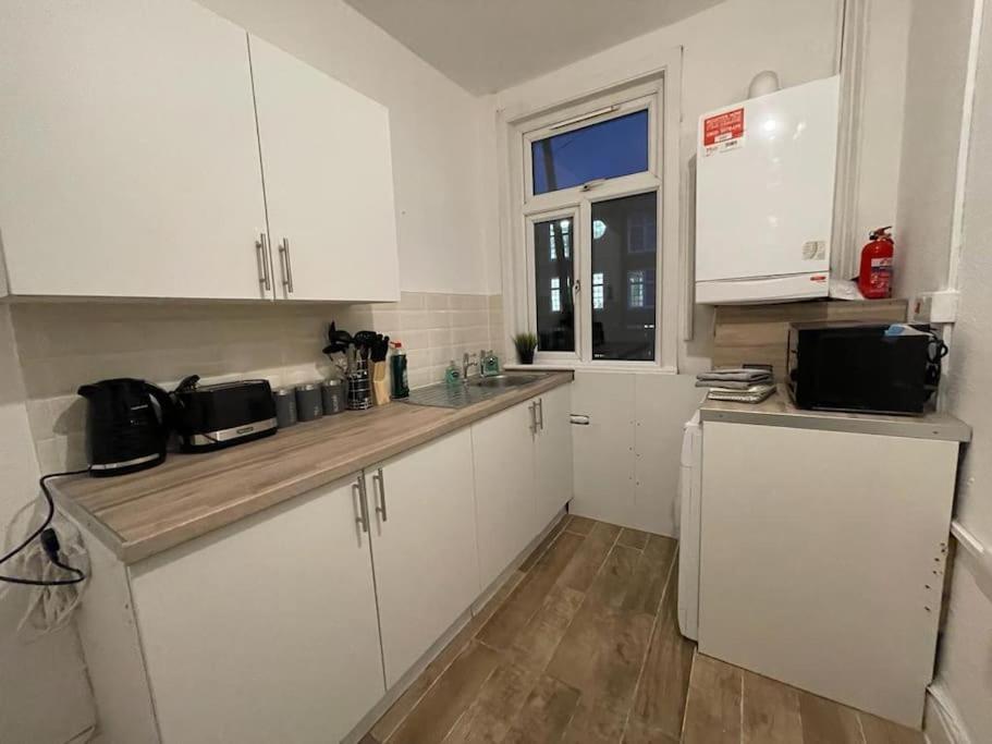 Comfy 2 Bedroom On Tower Bridge Londres Exterior foto